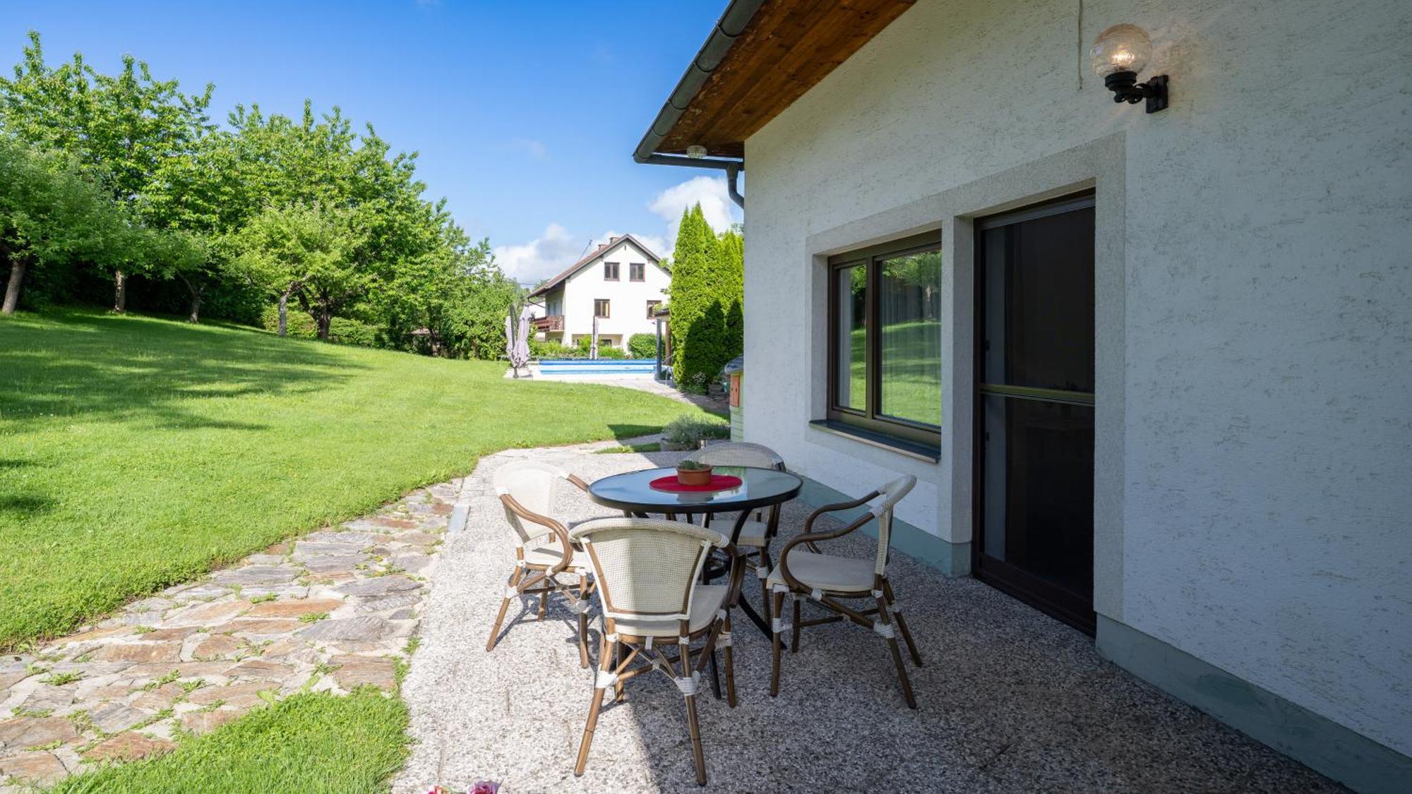 Ferienwohnungen Presslauer Mori - Haus Irmgard Sankt Kanzian am Klopeiner See Екстер'єр фото
